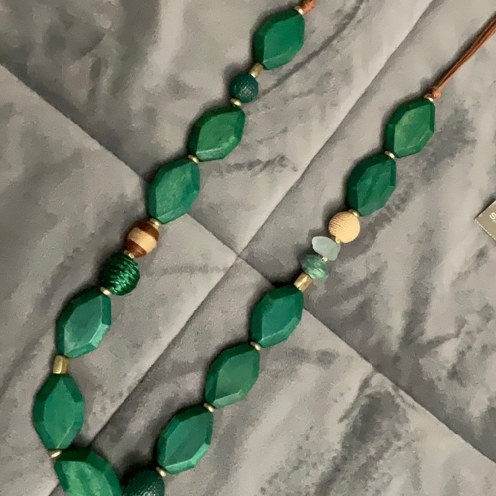 Chicos green necklace and bracelet